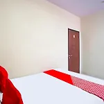 Oyo 91415 De Wijaya Hotel